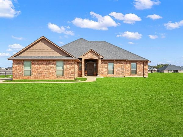 29837 E 830 Road, Cashion, OK 73016