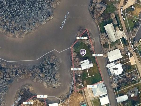 20194 LACOX Lane , Springfield, LA 70462