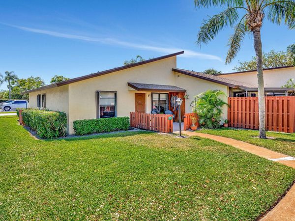 7917 SE Villa Circle, Hobe Sound, FL 33455