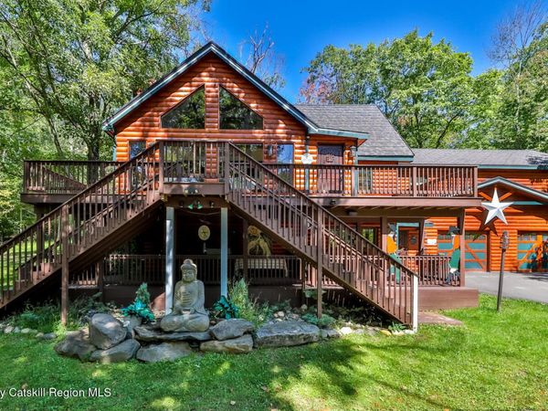29 Ginnea Woods, Hunter, NY 12442