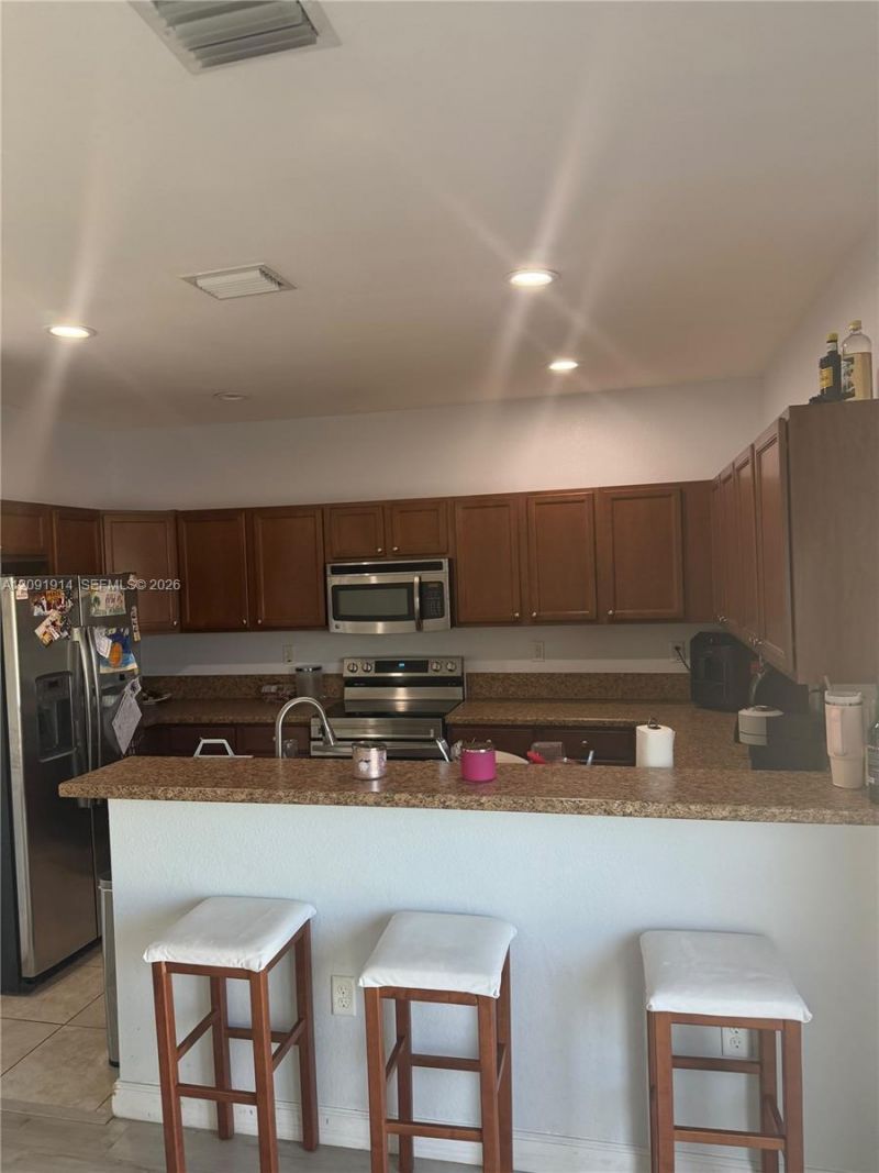 3515 W 89th Pl , Hialeah, FL 33018 Photo