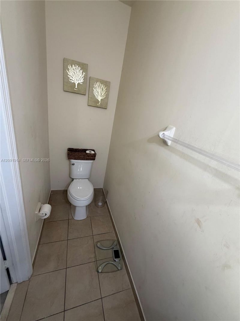 3515 W 89th Pl , Hialeah, FL 33018 Photo