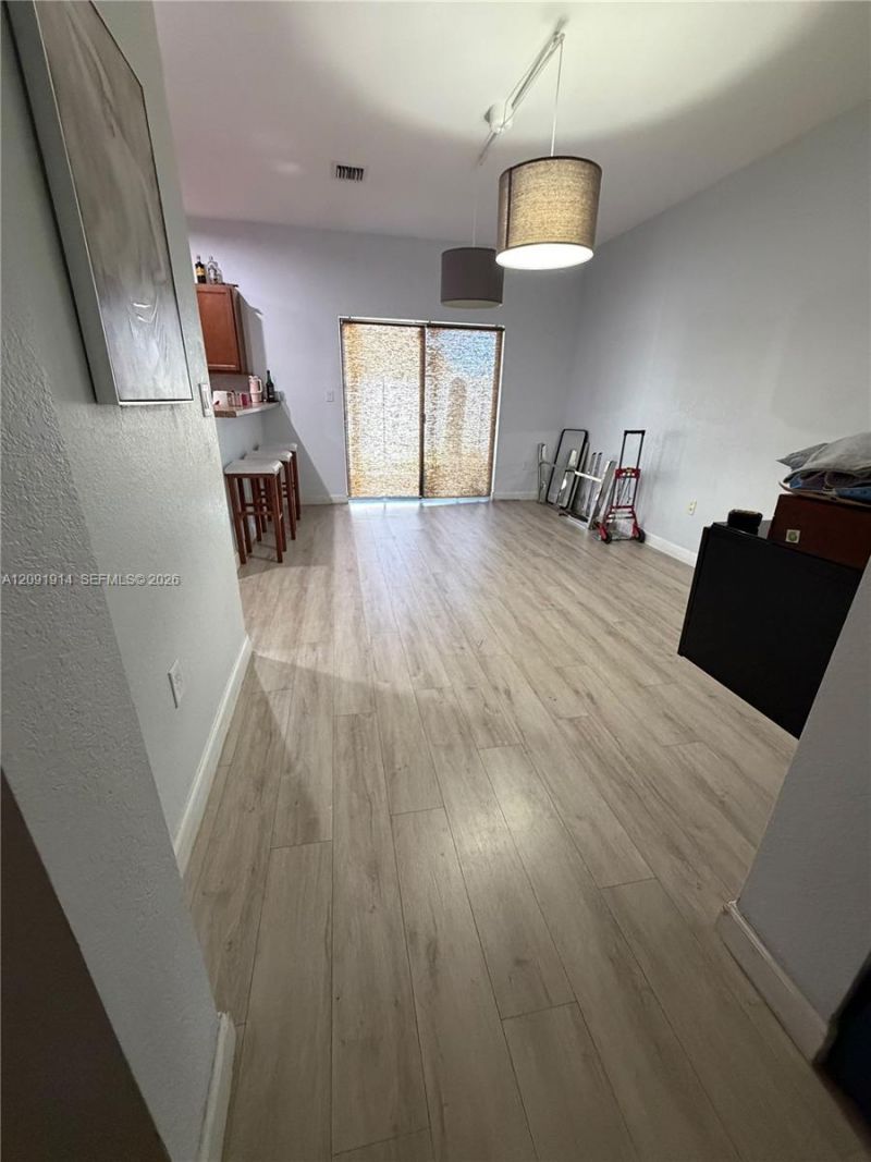 3515 W 89th Pl , Hialeah, FL 33018 Photo