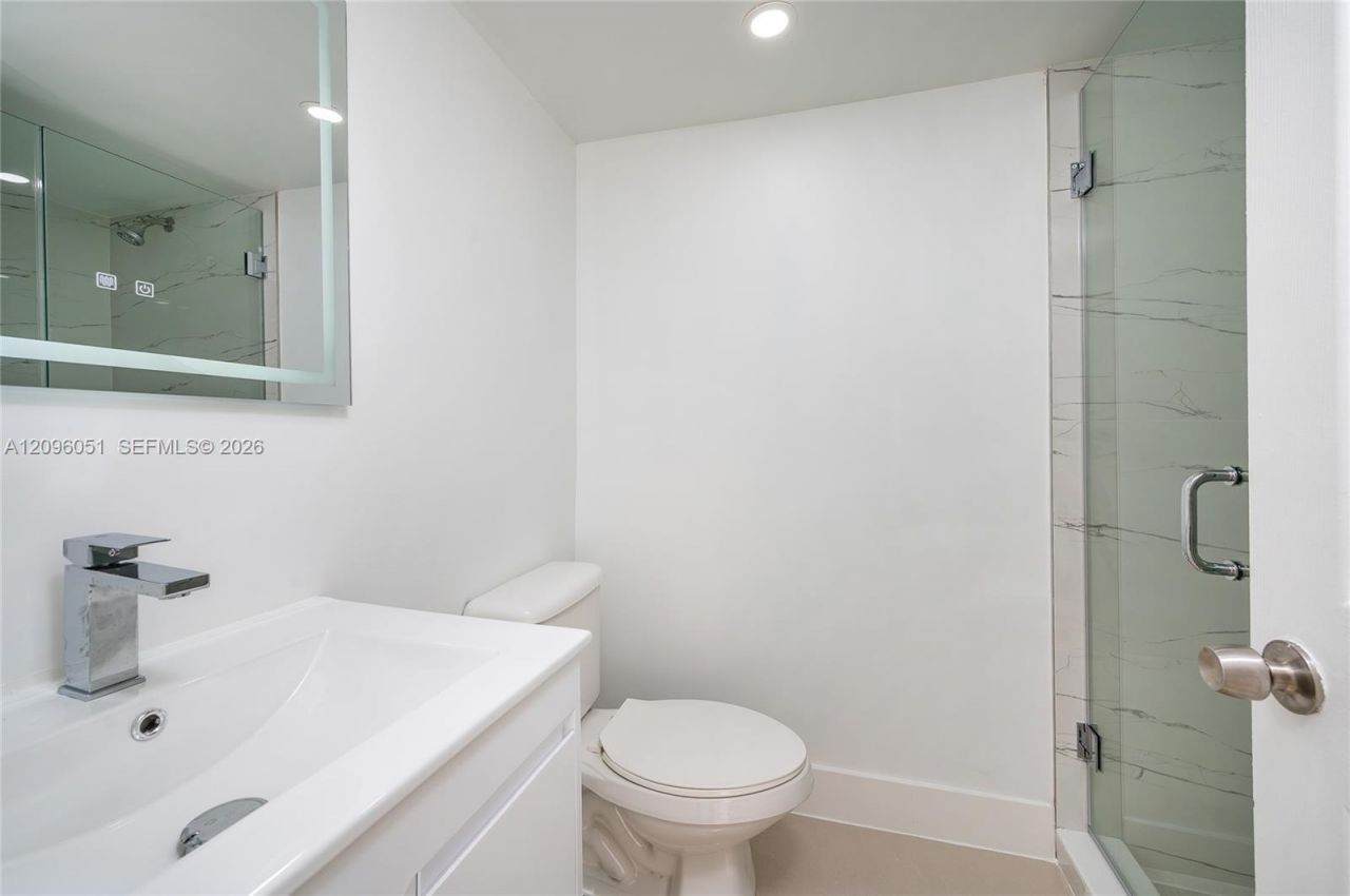 4709 NW 7th St , Unit 305-9, Miami, FL 33126 Photo
