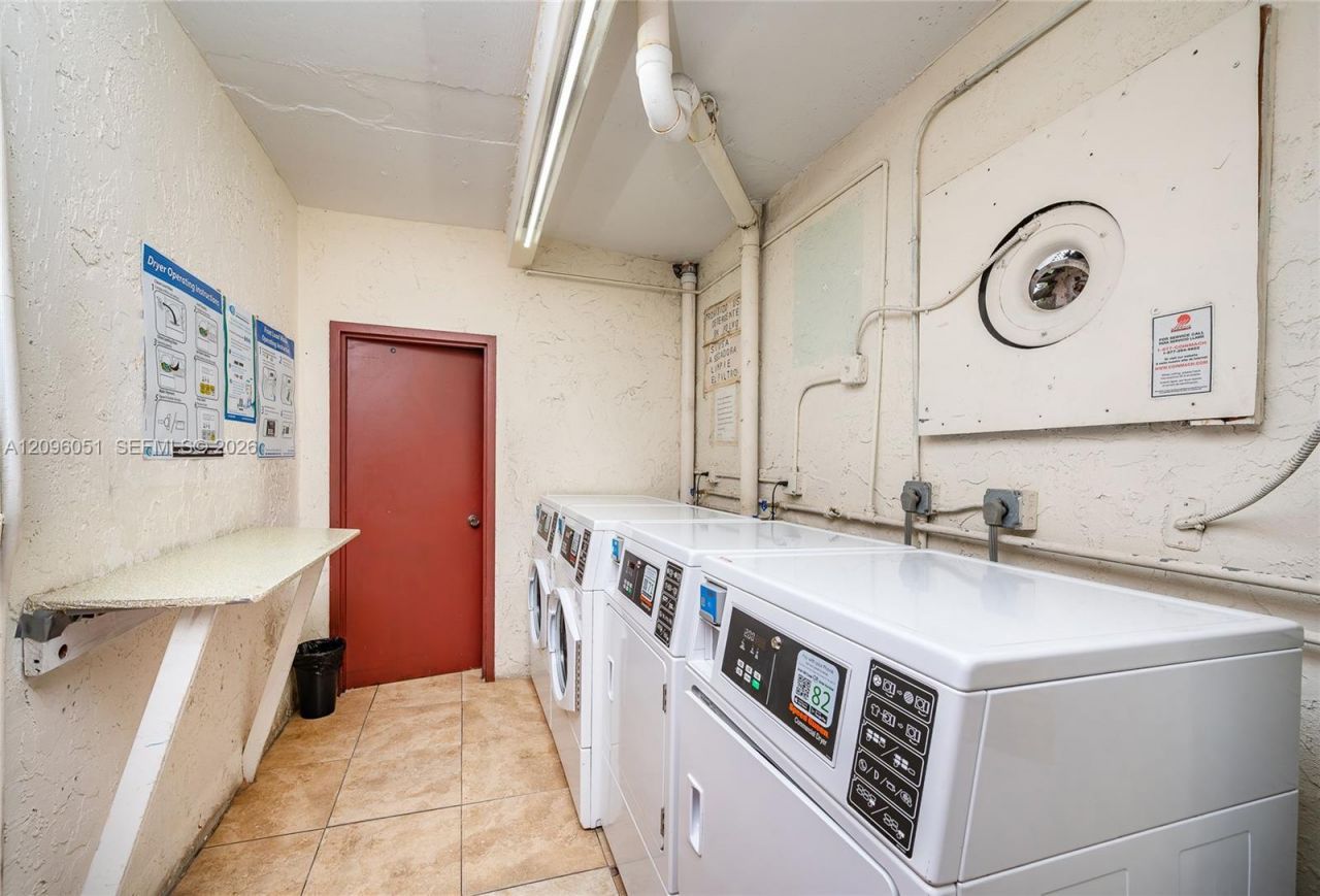 4709 NW 7th St , Unit 305-9, Miami, FL 33126 Photo