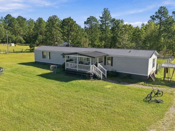 135 Meadow Lane , Hamlet, NC 28345