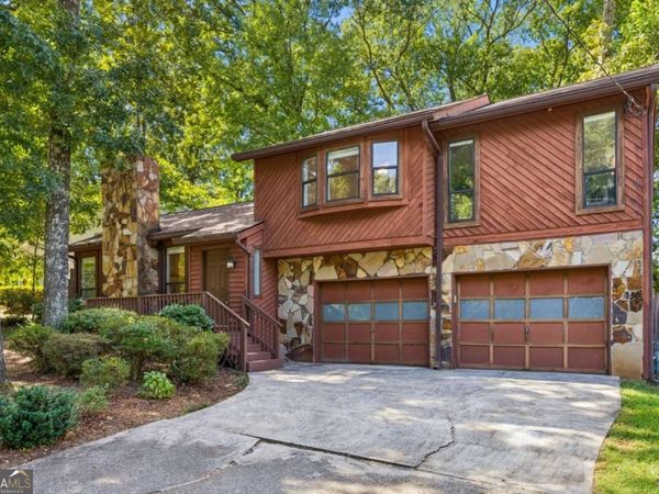 1790 Pierce Arrow Parkway, Tucker, GA 30084