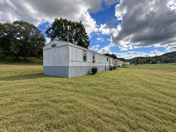 8 Young Bottom Ln , Buffalo Valley, TN 38548
