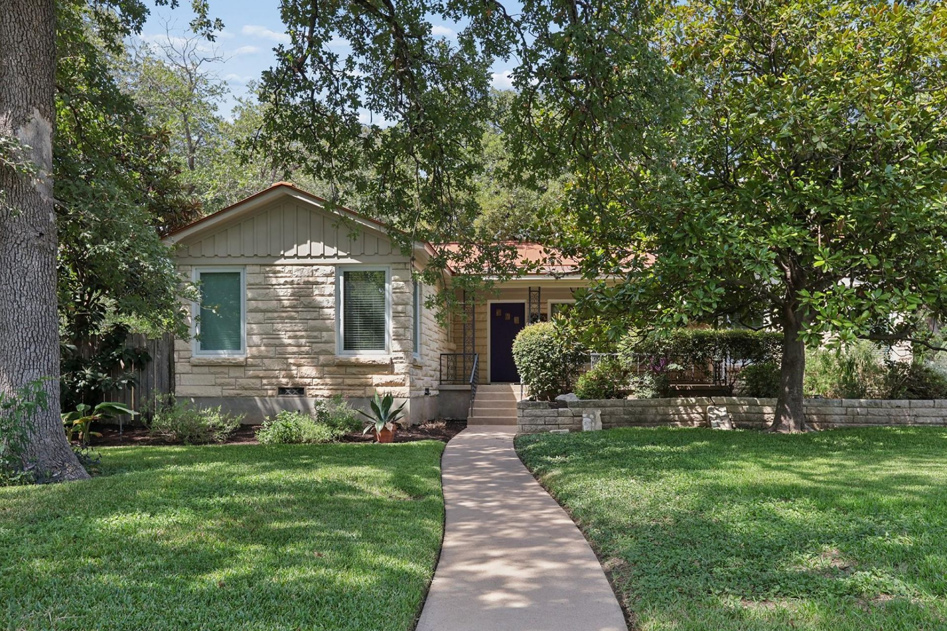 4204 Wildwood Rd, Austin, TX 78722 Main Photo