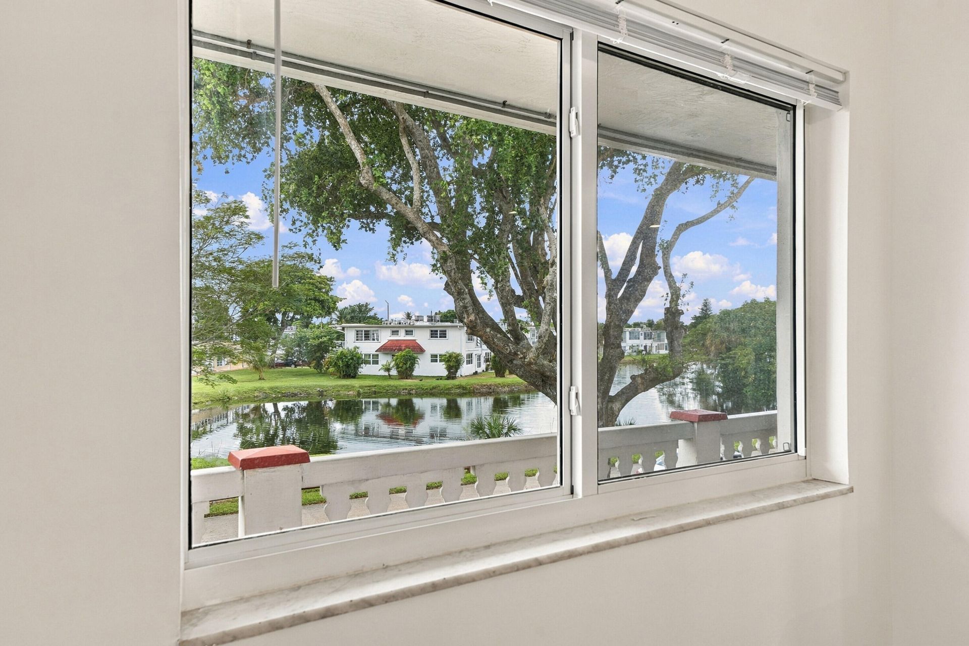 175 NE 203rd Terrace, Unit 24, Miami, FL 33179 Photo