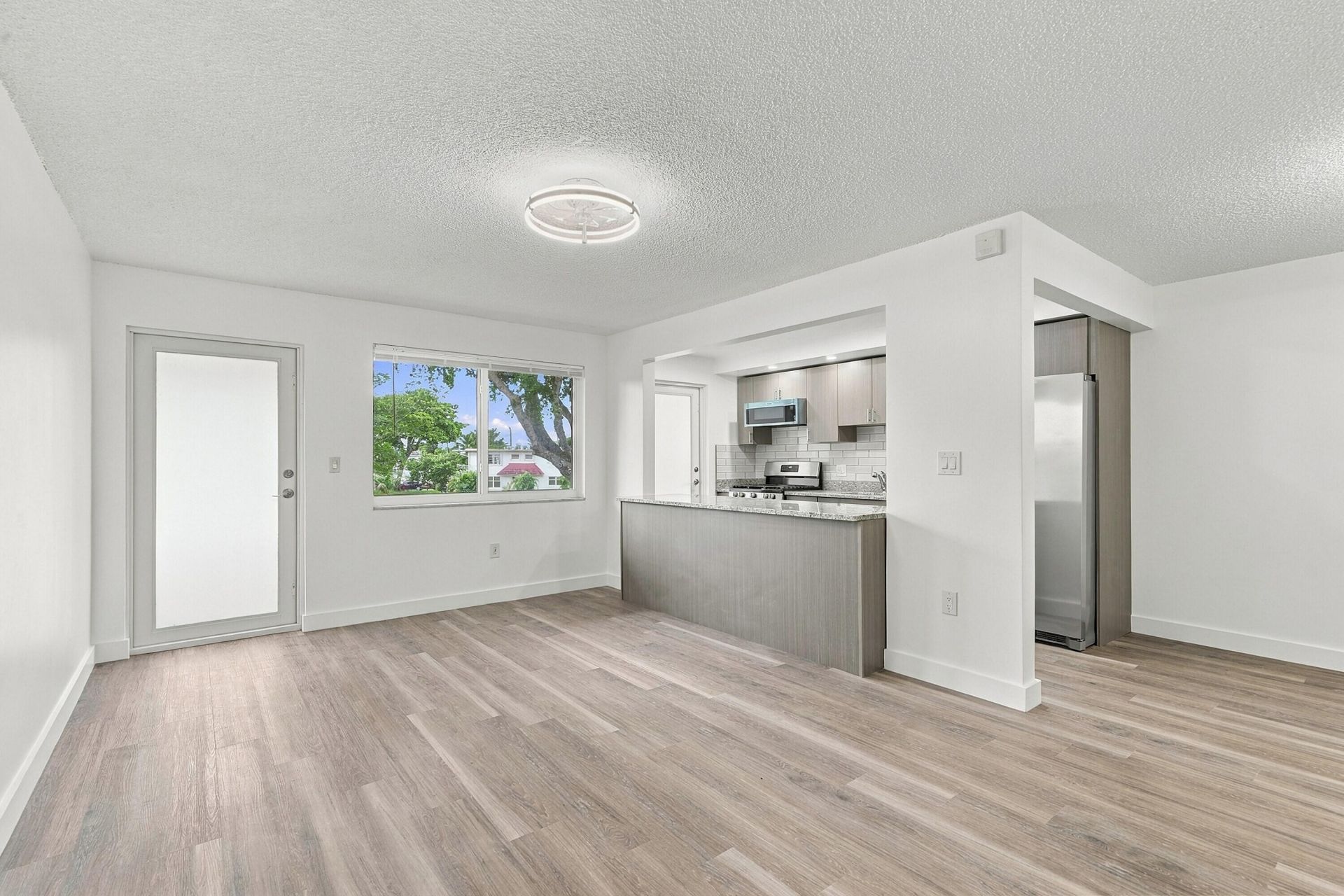 175 NE 203rd Terrace, Unit 24, Miami, FL 33179 Photo