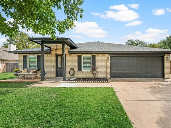 705 Western Trail, Keller, TX 76248