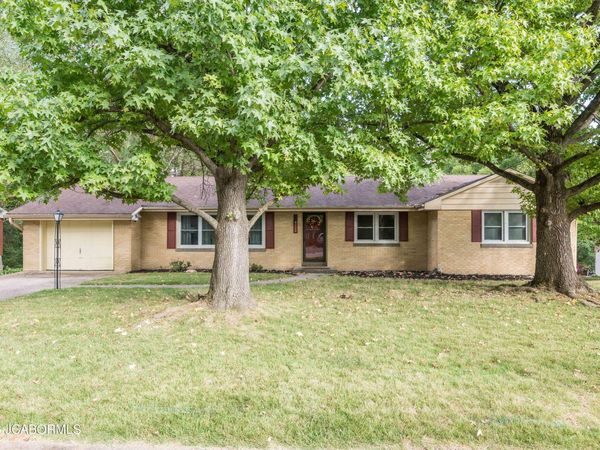 320 INDIAN MEADOW DRIVE, Jefferson City, MO 65101