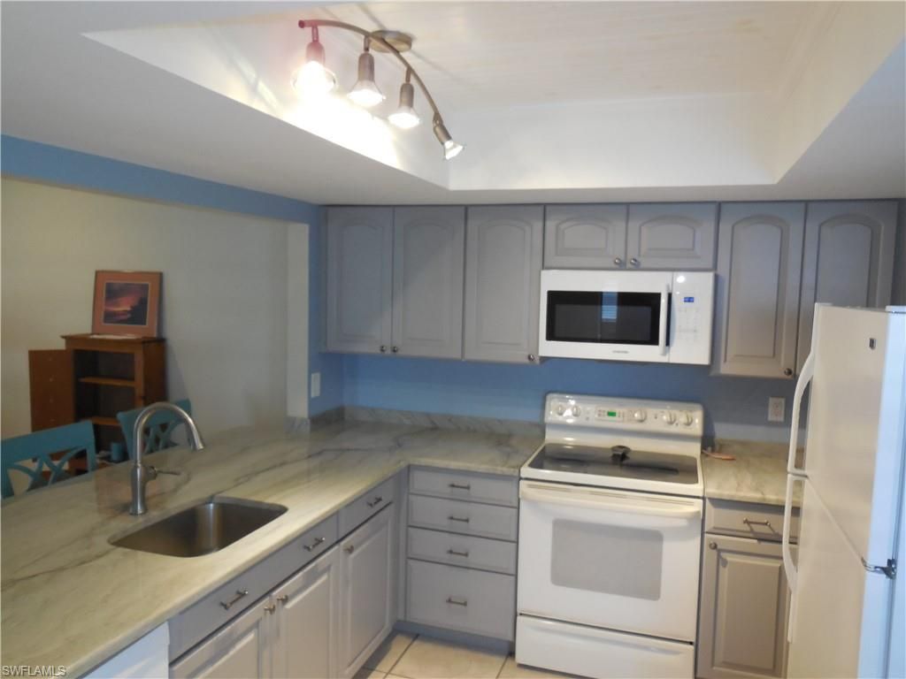 114 Quail Forest Blvd , Unit 7, Naples, FL 34105 Photo