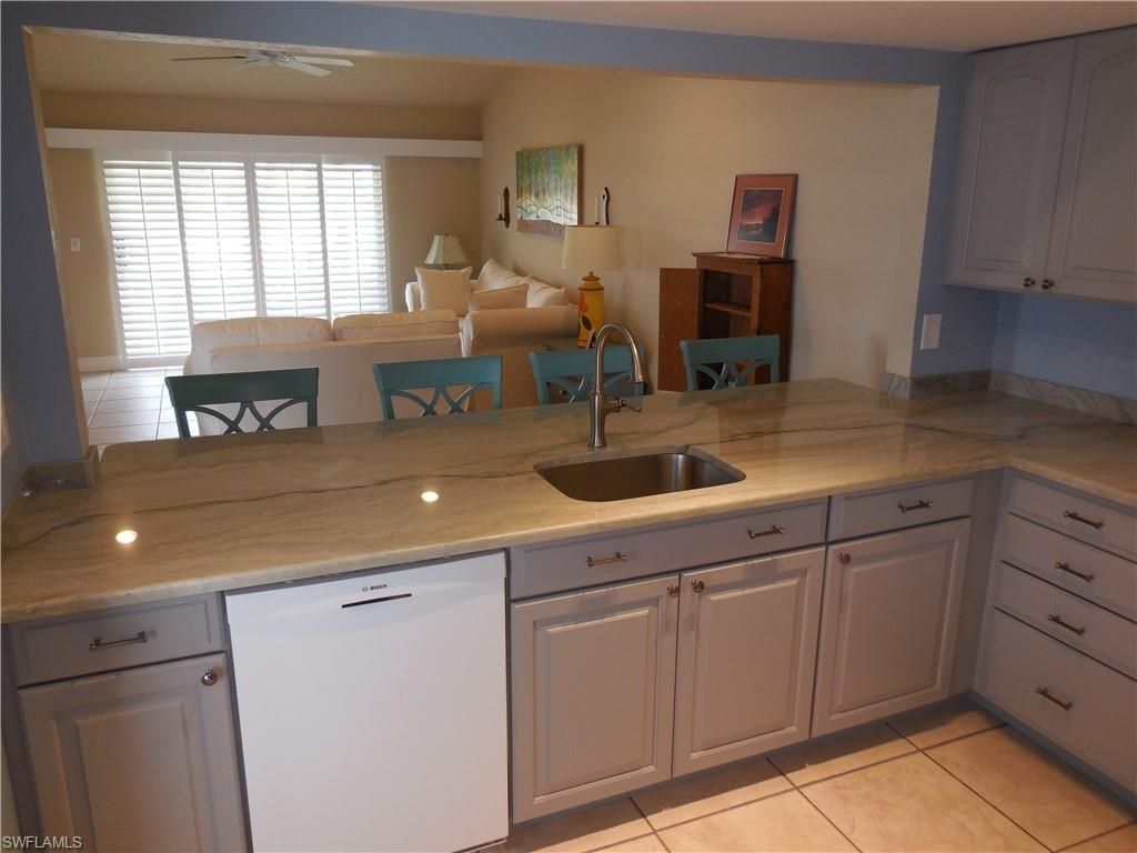 114 Quail Forest Blvd , Unit 7, Naples, FL 34105 Photo