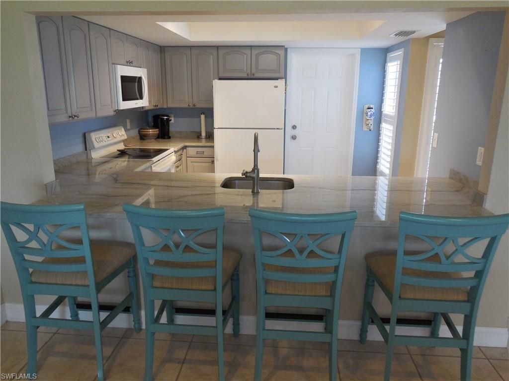 114 Quail Forest Blvd , Unit 7, Naples, FL 34105 Photo