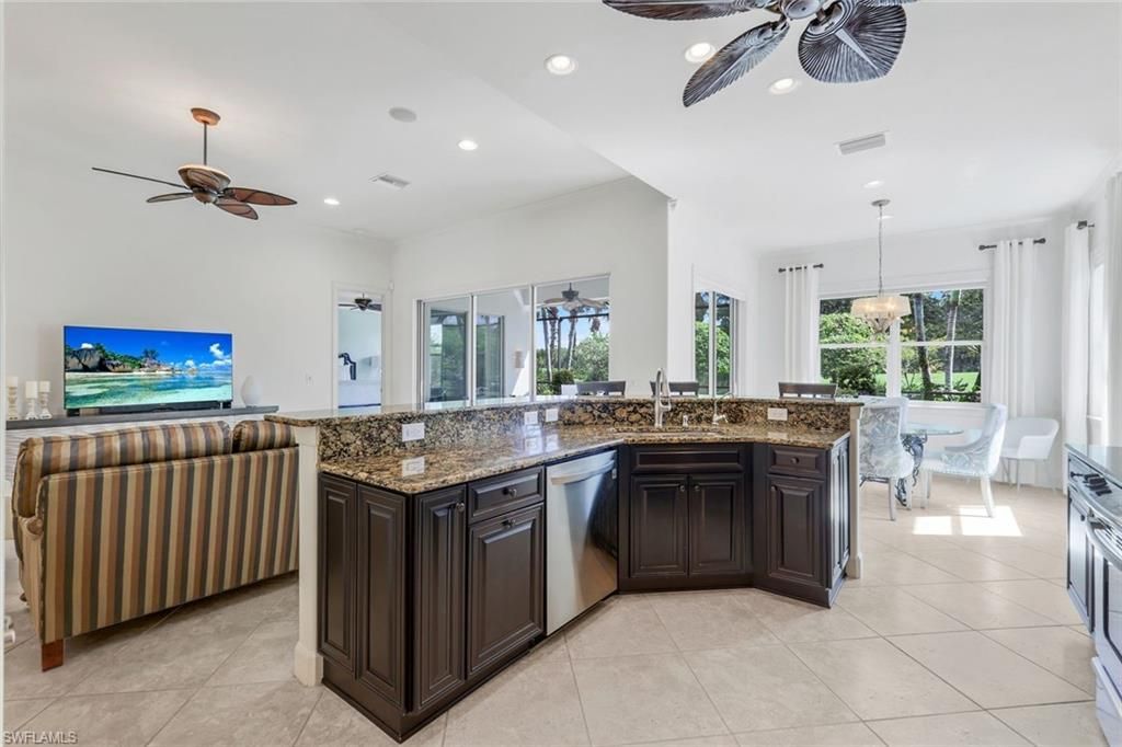9090 Limestone Ln, Naples, FL 34120 Photo