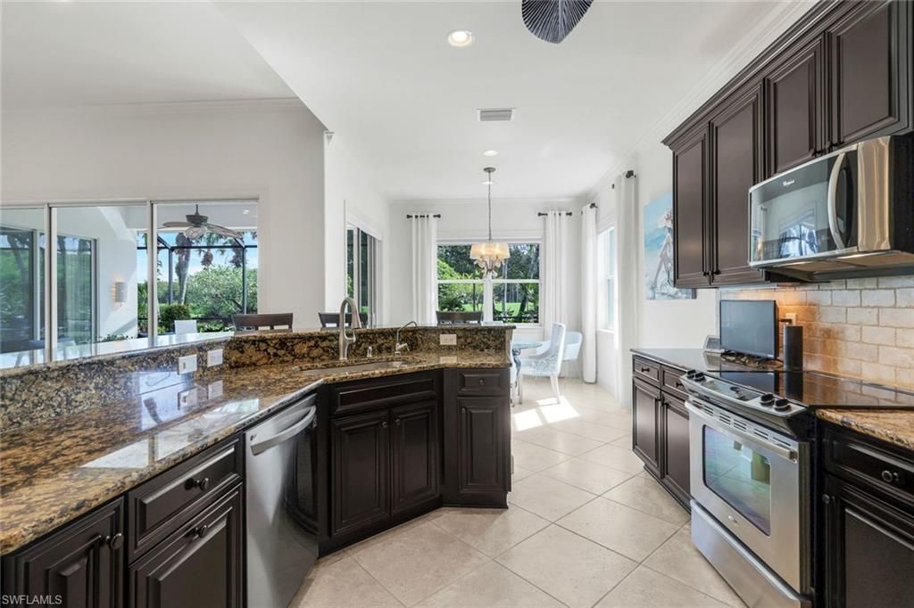 9090 Limestone Ln, Naples, FL 34120 Photo