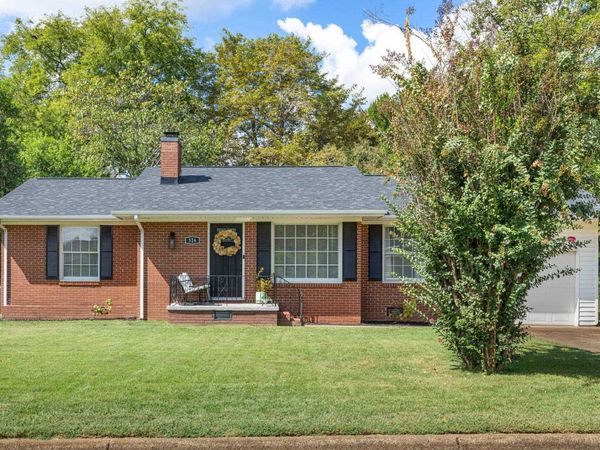 326 Columbus Ave, Florence, AL 35630