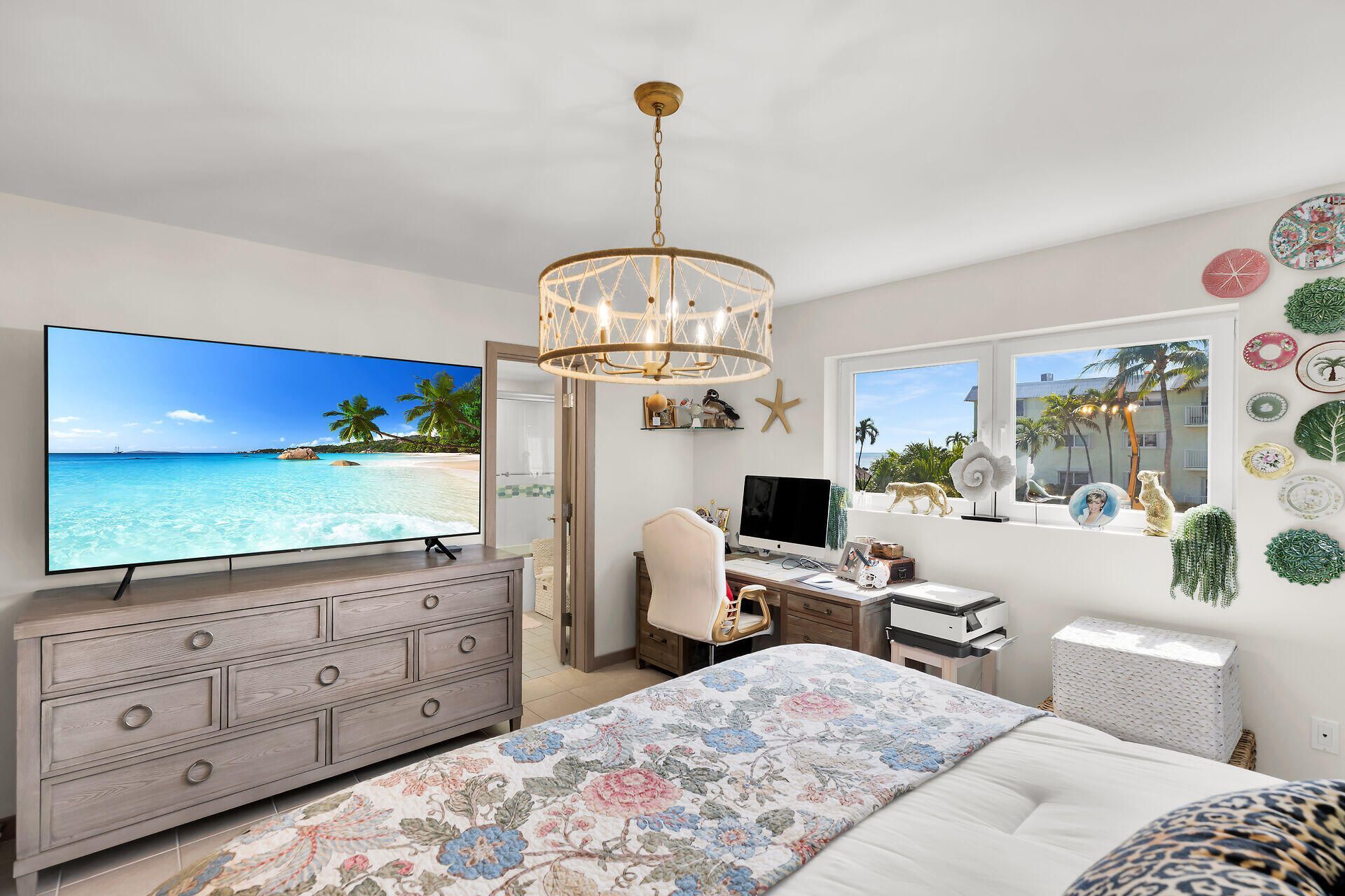 1025 W Ocean Drive, Unit 2 W, Key Colony, FL 33051 Photo