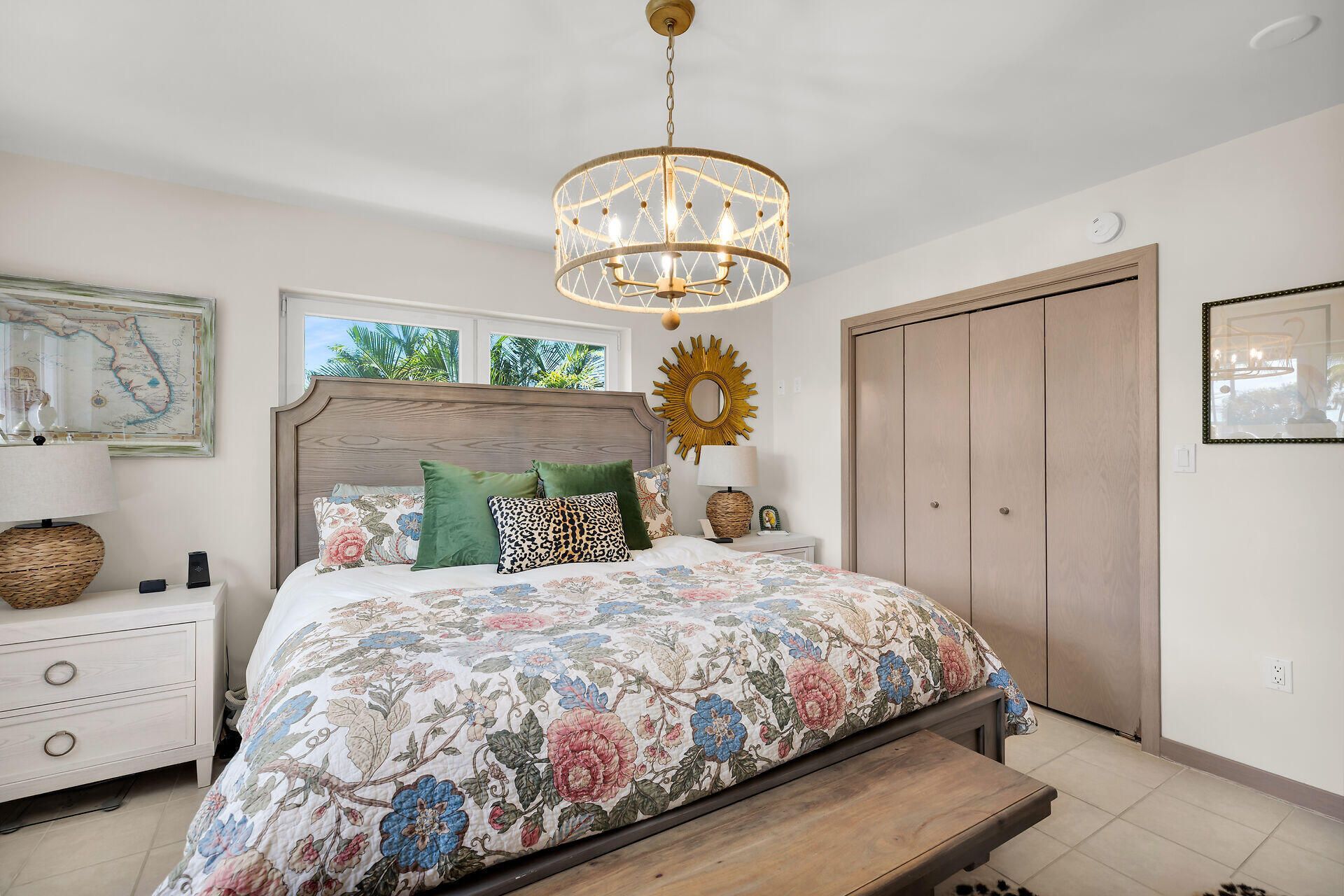 1025 W Ocean Drive, Unit 2 W, Key Colony, FL 33051 Photo
