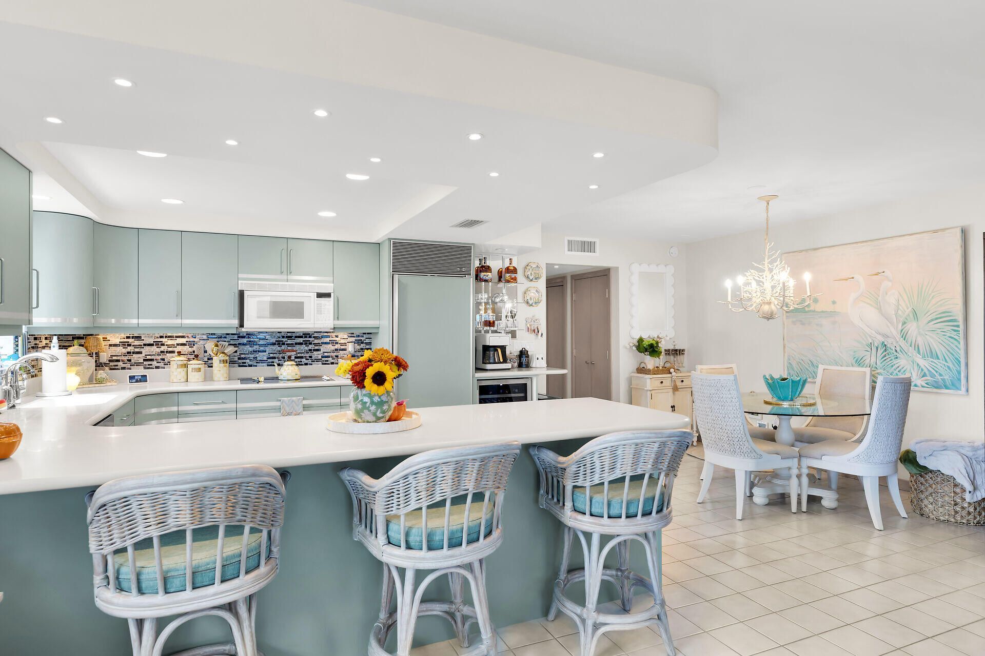 1025 W Ocean Drive, Unit 2 W, Key Colony, FL 33051 Photo