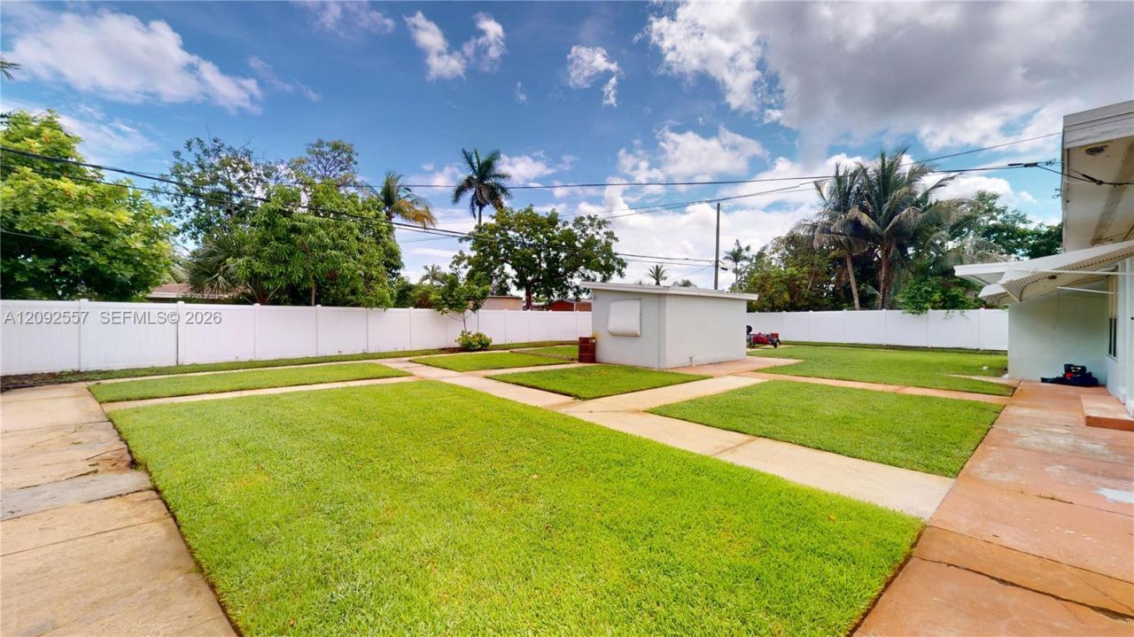 650 E Evanston Cir, Fort Lauderdale, FL 33312 Photo