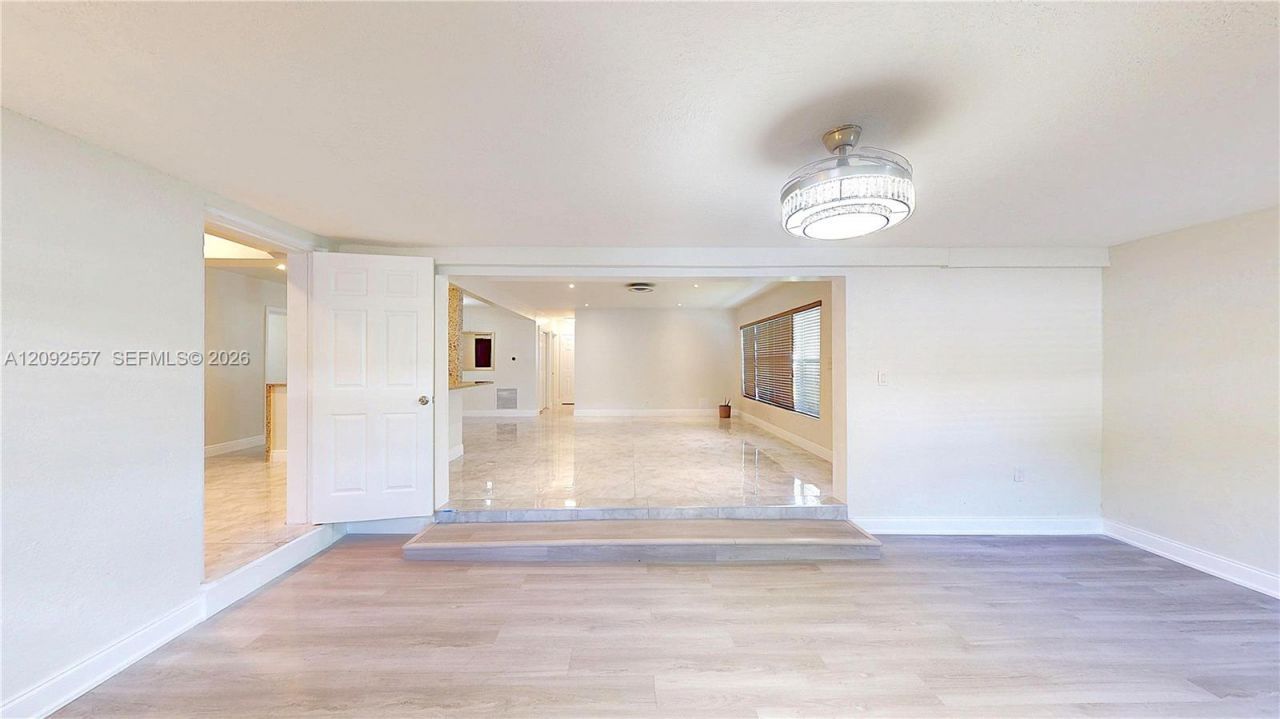 650 E Evanston Cir, Fort Lauderdale, FL 33312 Photo