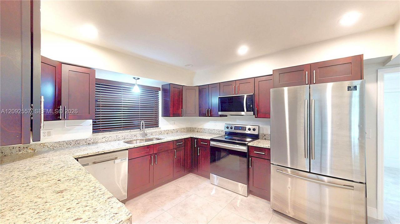 650 E Evanston Cir, Fort Lauderdale, FL 33312 Photo