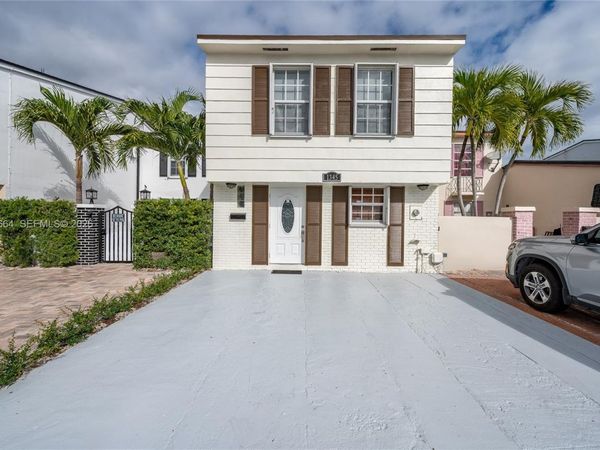1345 W 71st St , Hialeah, FL 33014