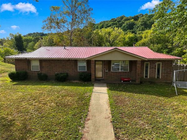 468940 Hwy 51 , Stilwell, OK 74960