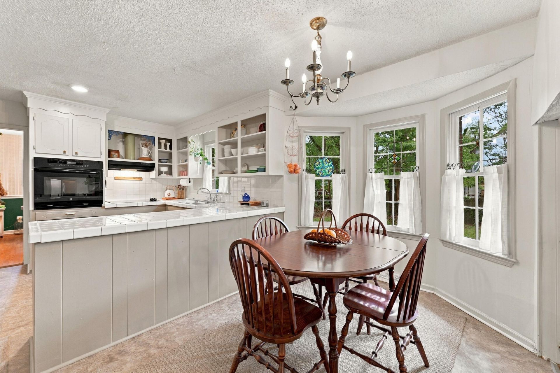 6 Ravenna Avenue Photo 19