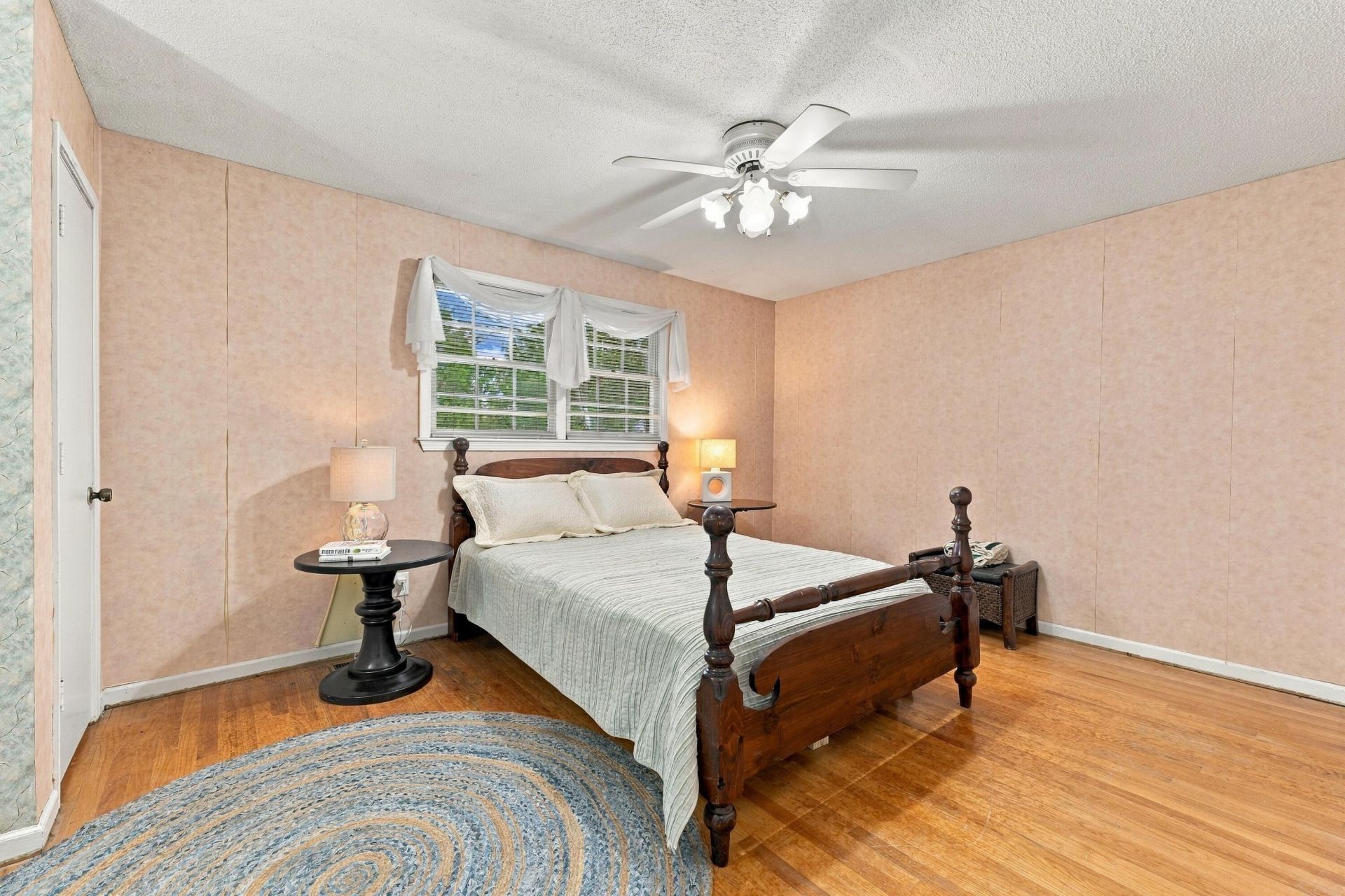 6 Ravenna Avenue Photo 30
