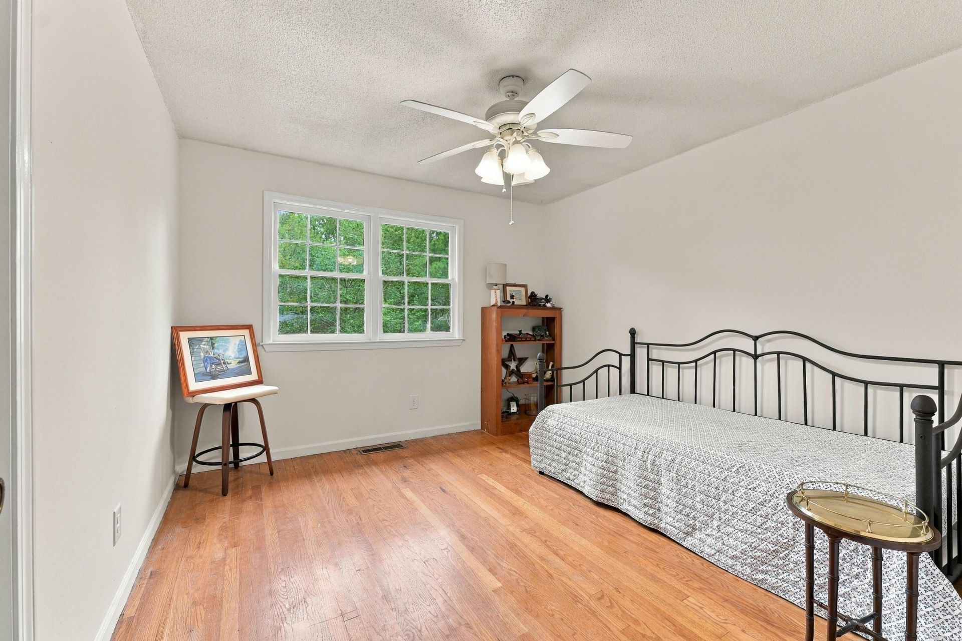 6 Ravenna Avenue Photo 33