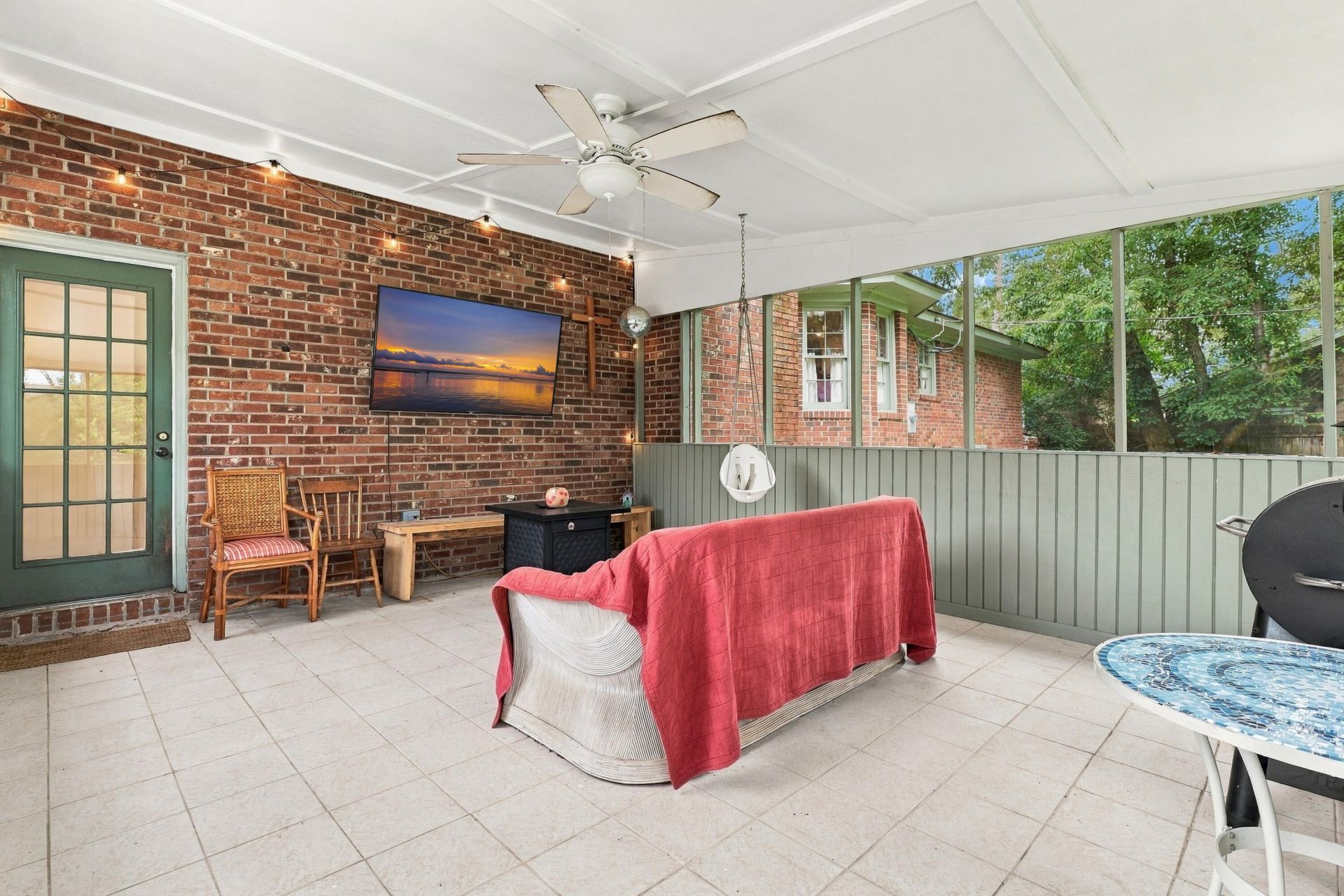 6 Ravenna Avenue Photo 38