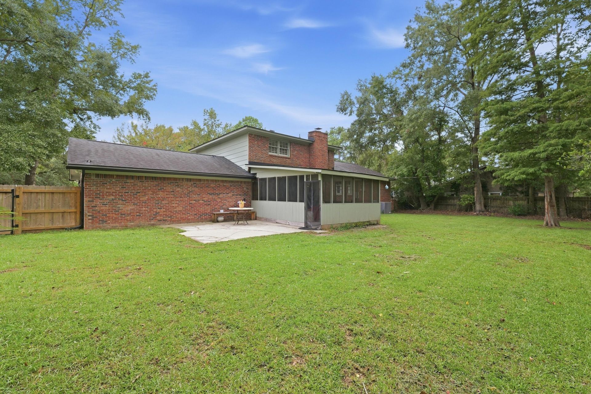 6 Ravenna Avenue Photo 42