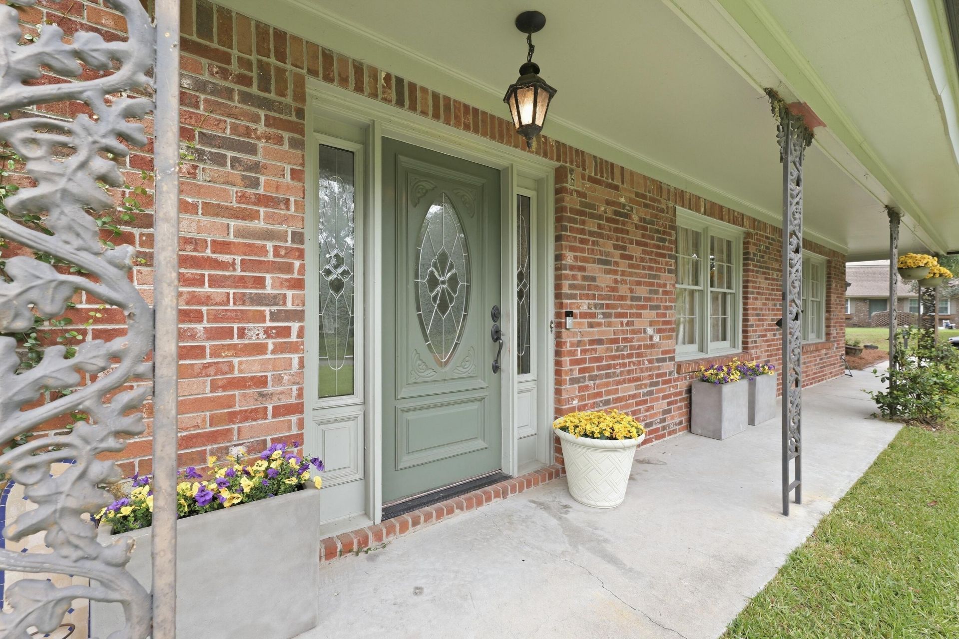 6 Ravenna Avenue Photo 9