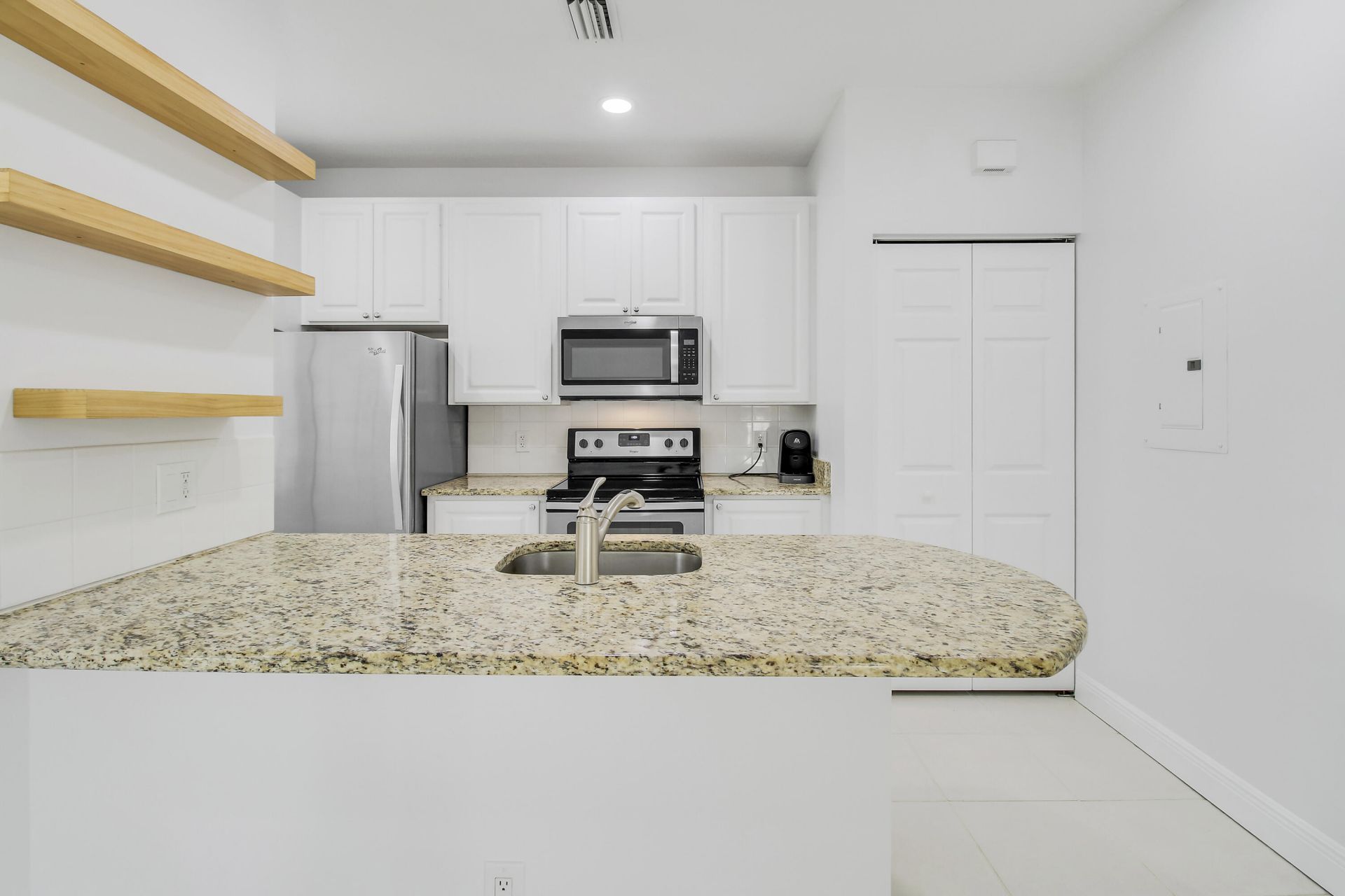 4014 Community Drive, Unit 1, Jupiter, FL 33458 Photo