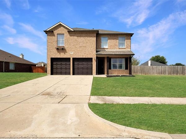 951 Zachary Drive, Arlington, TX 76002