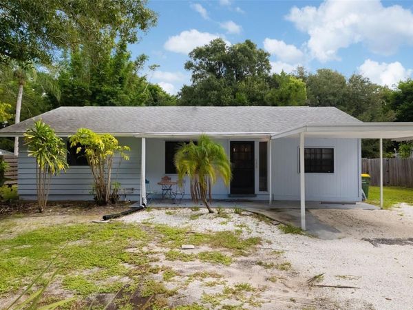 615 S SHADE AVENUE , SARASOTA, FL 34237