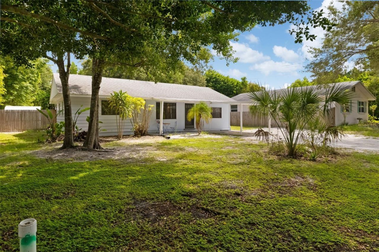 615 S Shade Avenue, Sarasota, FL 34237 Photo