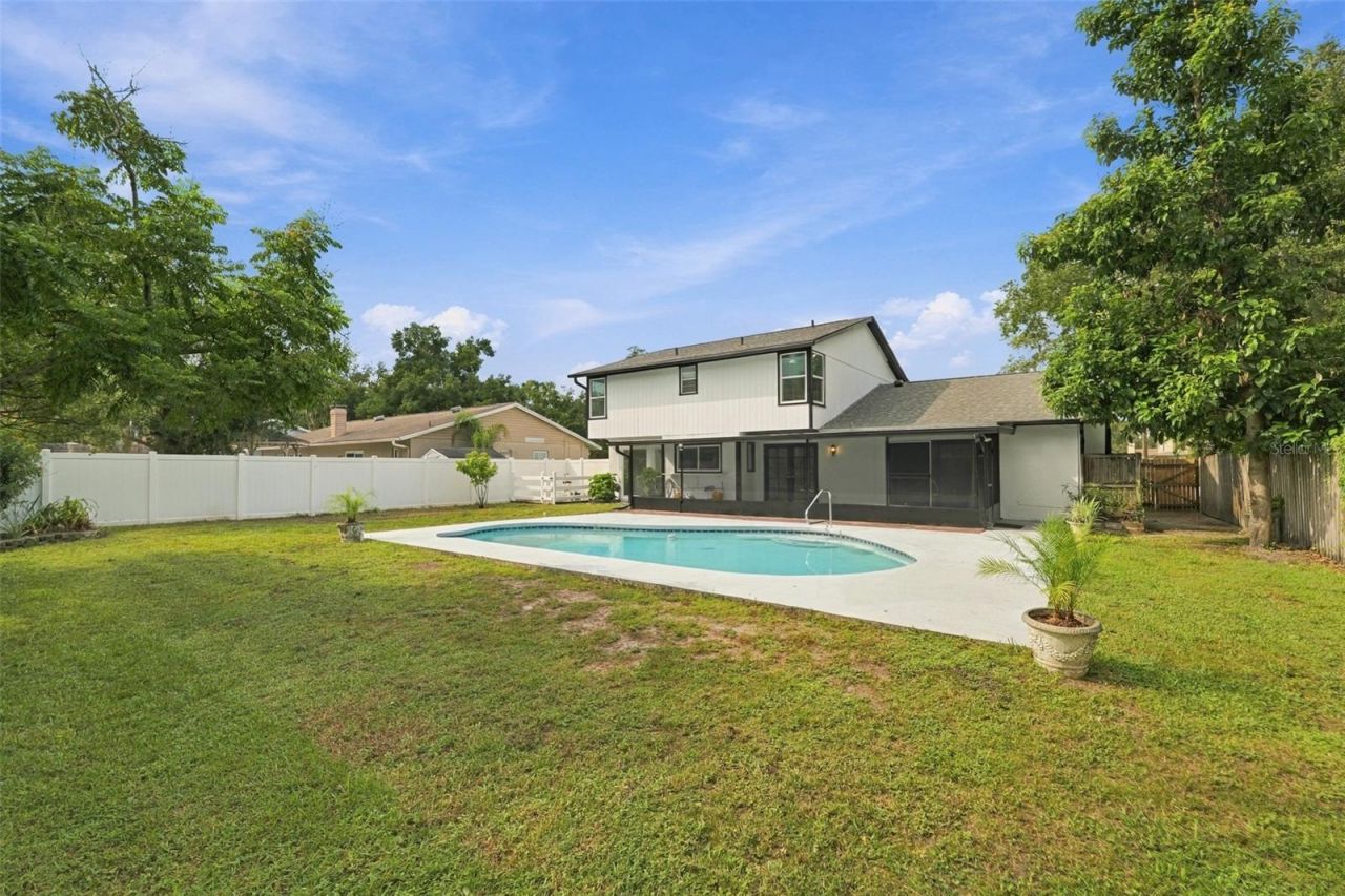 6107 Oak Fern Court , Temple Terrace, FL 33617 Photo
