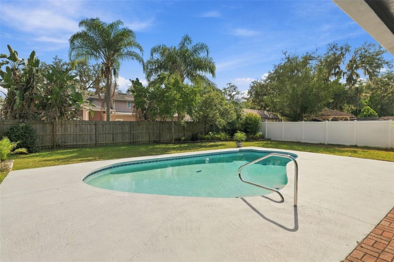 6107 Oak Fern Court , Temple Terrace, FL 33617 Photo