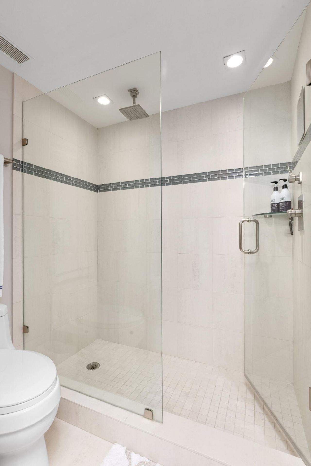 100 Worth Avenue, Unit 317, Palm Beach, FL 33480 Photo