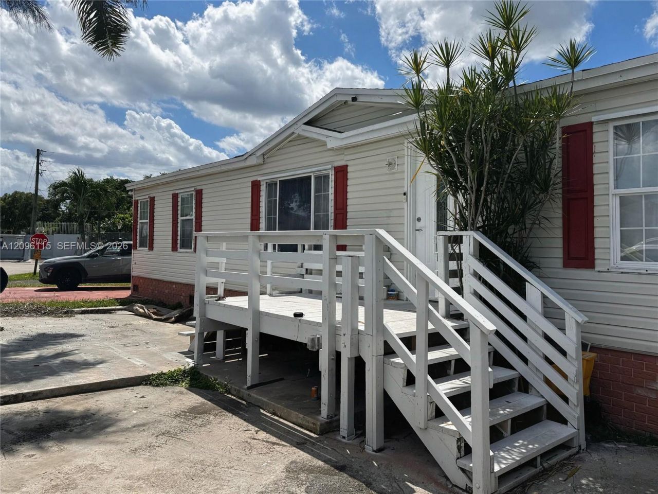 220 NE 12th Ave , Unit 119, Homestead, FL 33030 Photo