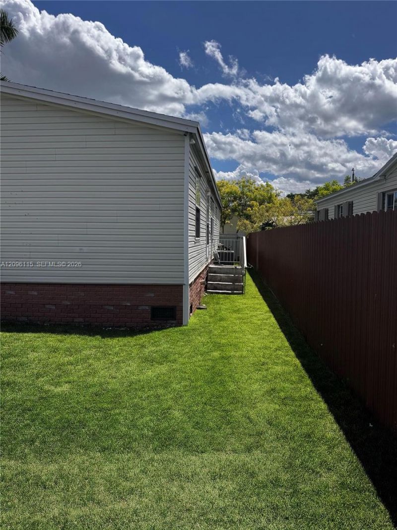 220 NE 12th Ave , Unit 119, Homestead, FL 33030 Photo