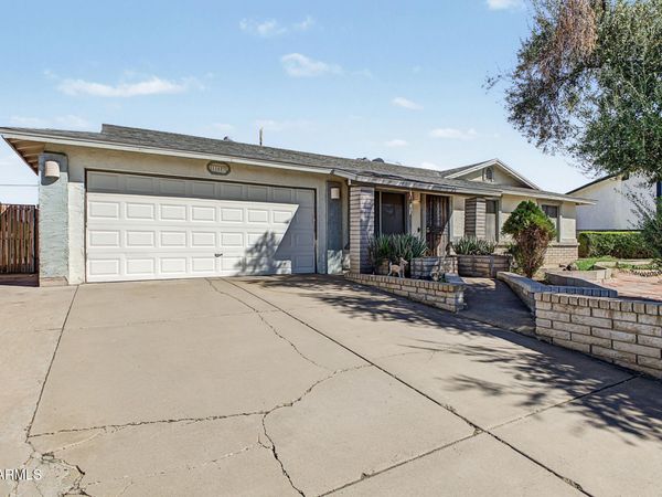 11423 N 51ST Drive, Glendale, AZ 85304
