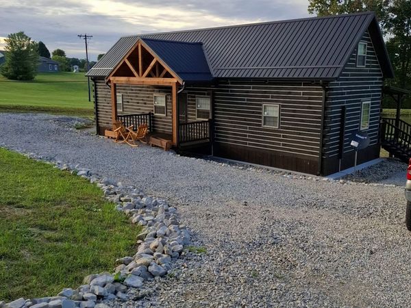 12403 E Hobbieville Road, Springville, IN 47462