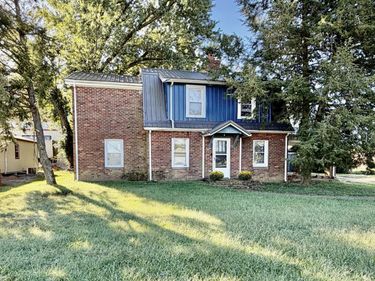 984 Lexington Road, Harrodsburg, KY 40330