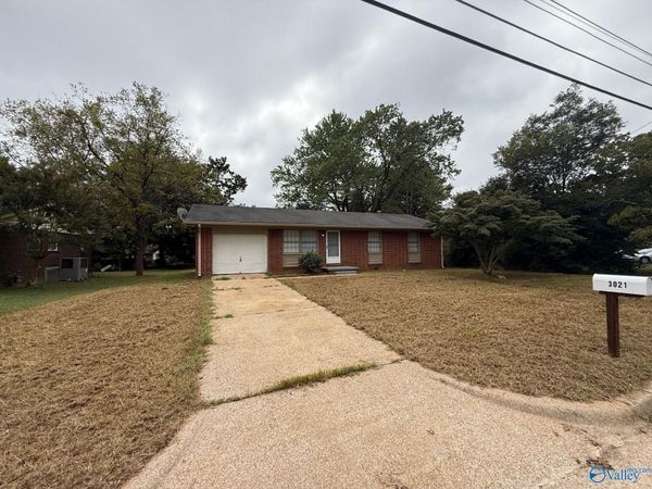 3021 Deerfield Road, Huntsville, AL 35810